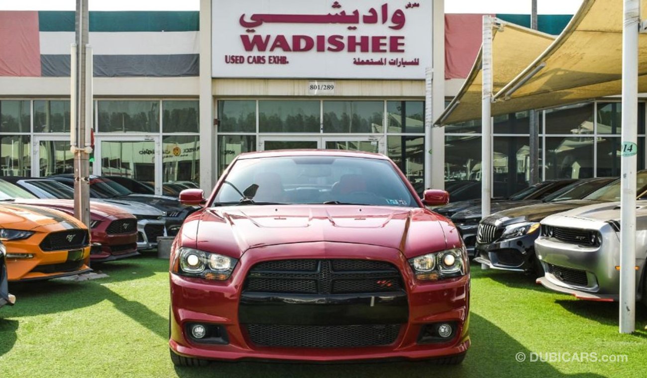 دودج تشارجر Dodge Charger/Hemi/ R/T/ 2013/Original Air Bags/Sunroof/ Very Good Condition