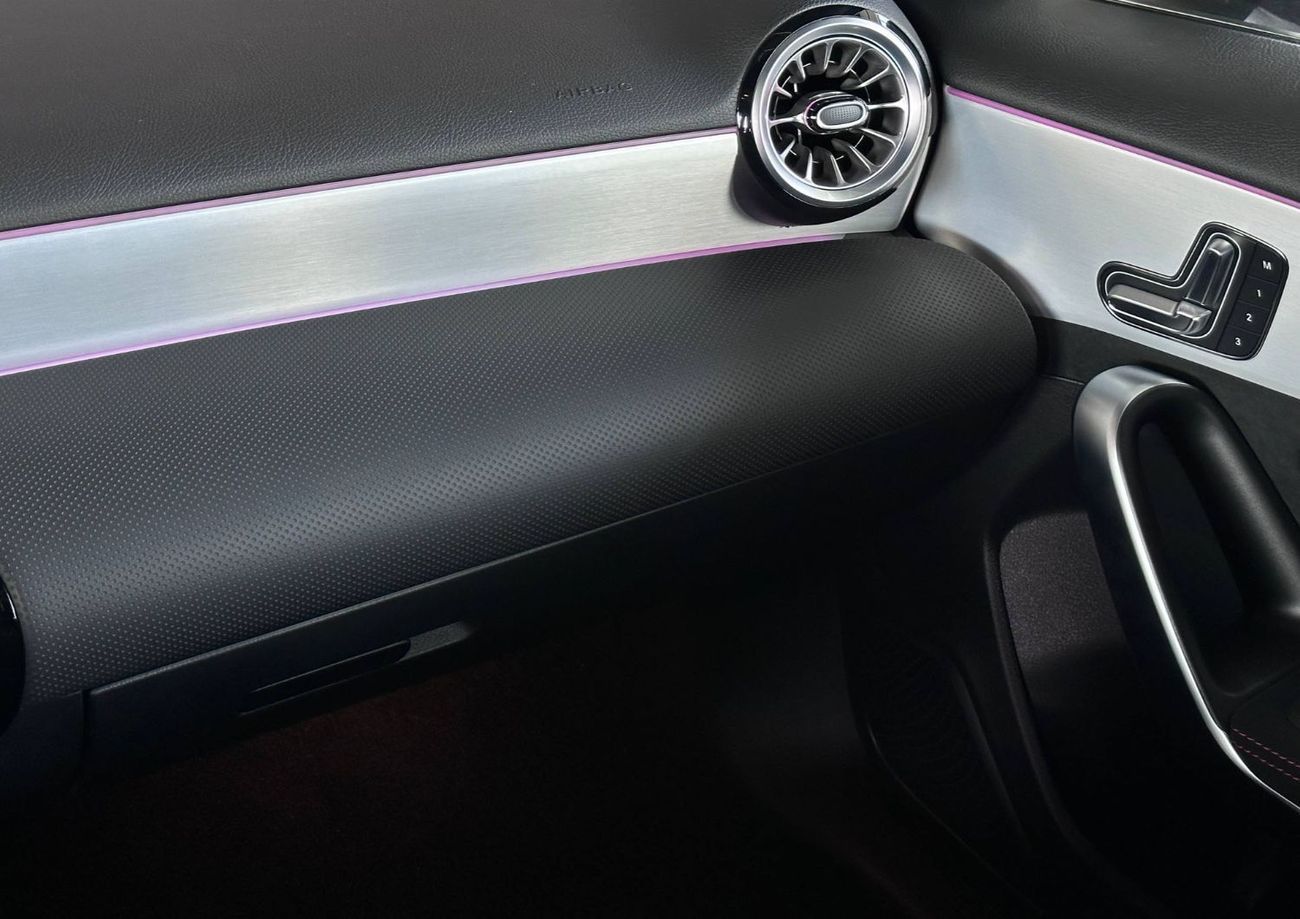 مرسيدس بنز A 200 Hatchback Std 2.0L