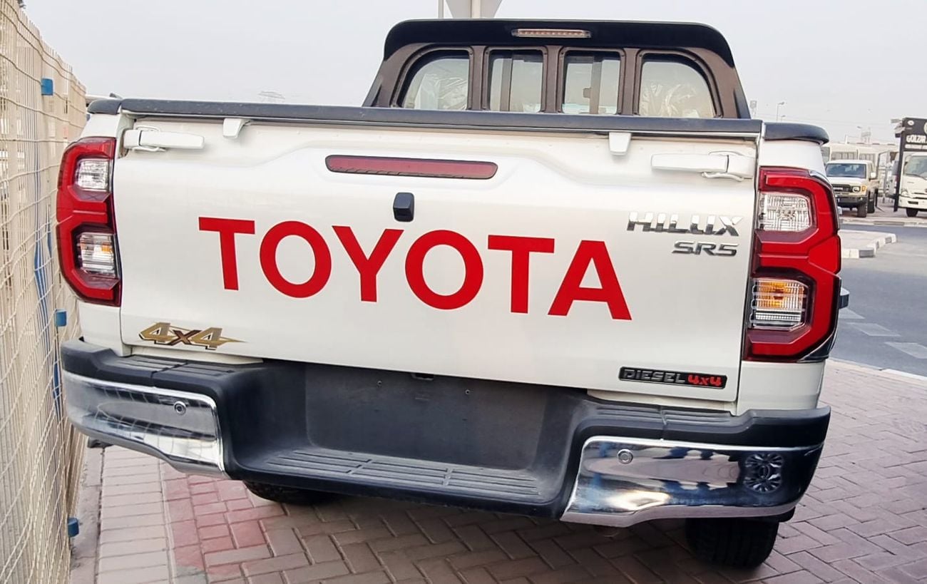 Toyota Hilux SGLX 2.4L DIESEL 4X4 LEATHER SEATS MY2025