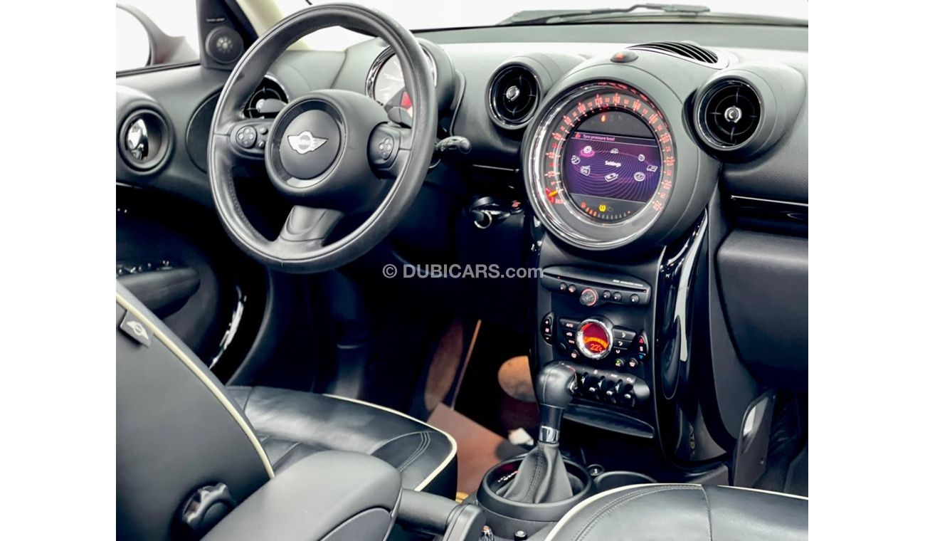 Mini Cooper Countryman Std Super Clean 2016 Mini Countryman, Service History, Warranty, GCC