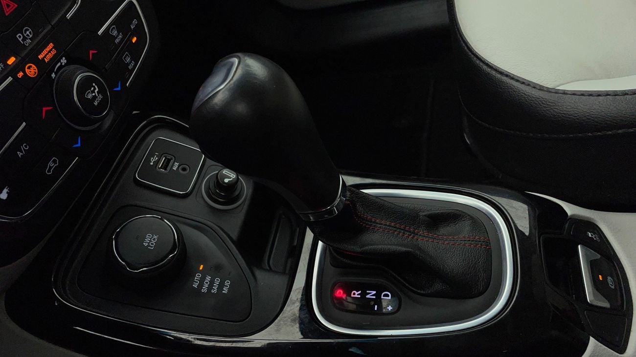 جيب كومباس LIMITED 2.4 | بدون دفعة مقدمة | اختبار القيادة في المنزل