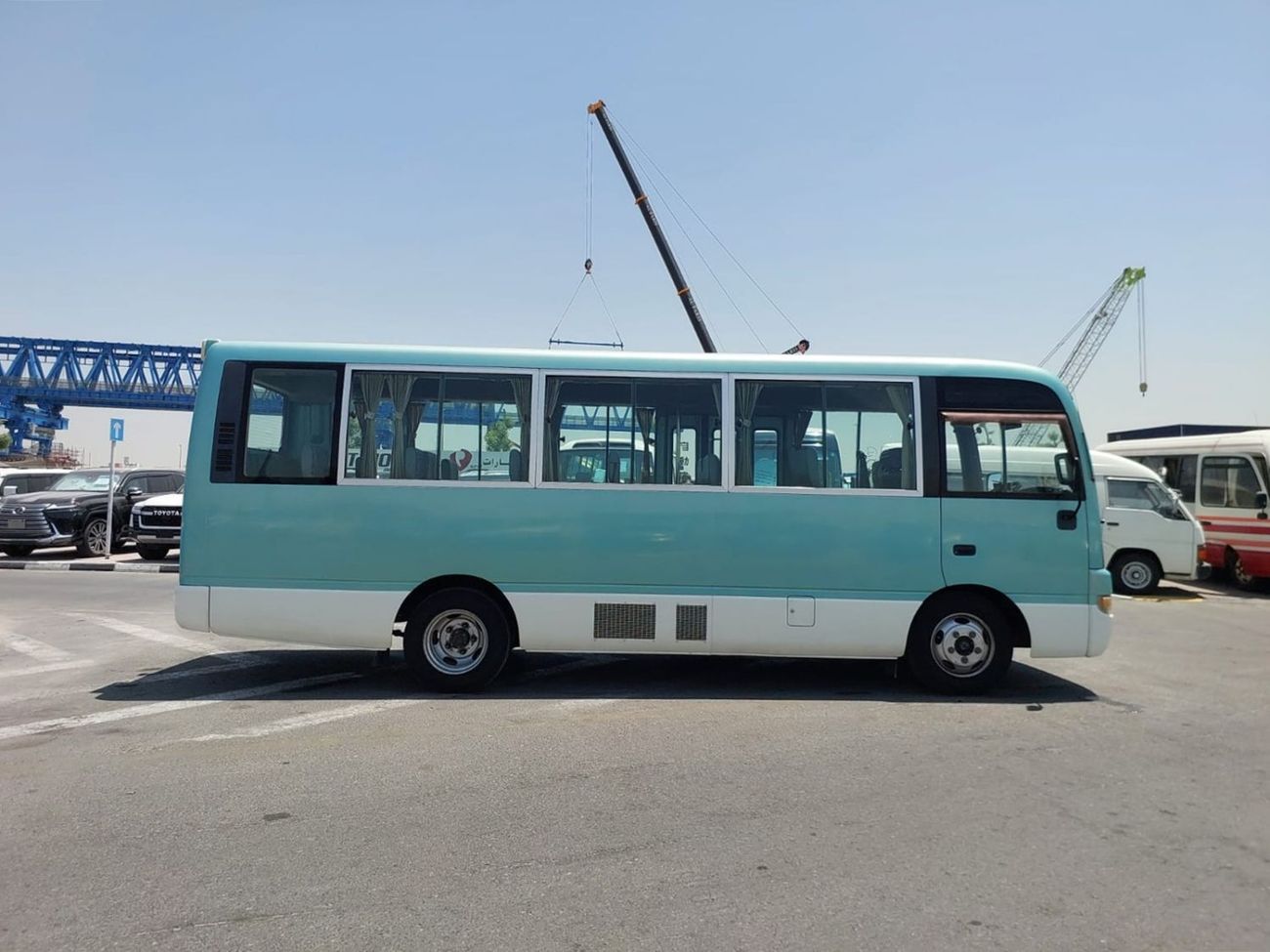 Nissan Civilian