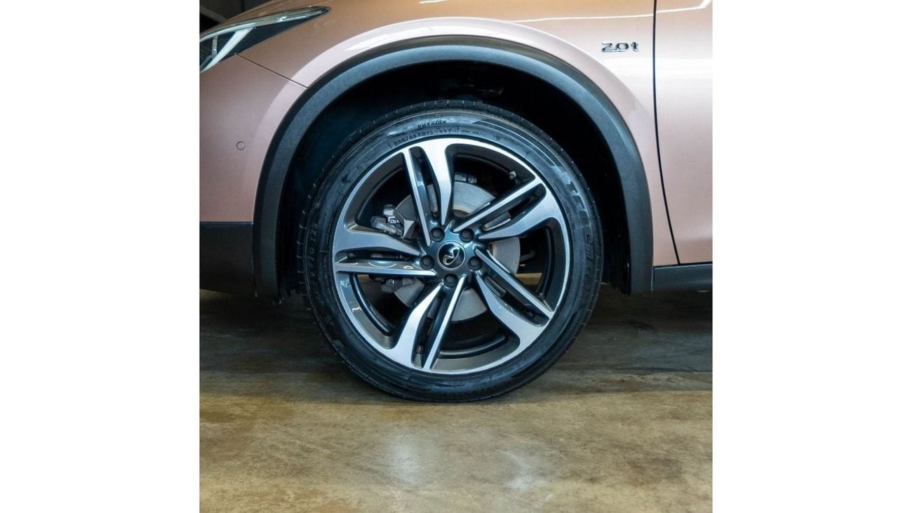 إنفينيتي QX30 AED 919pm • 0% Downpayment •QX30 Premium• 2 Years Warranty!