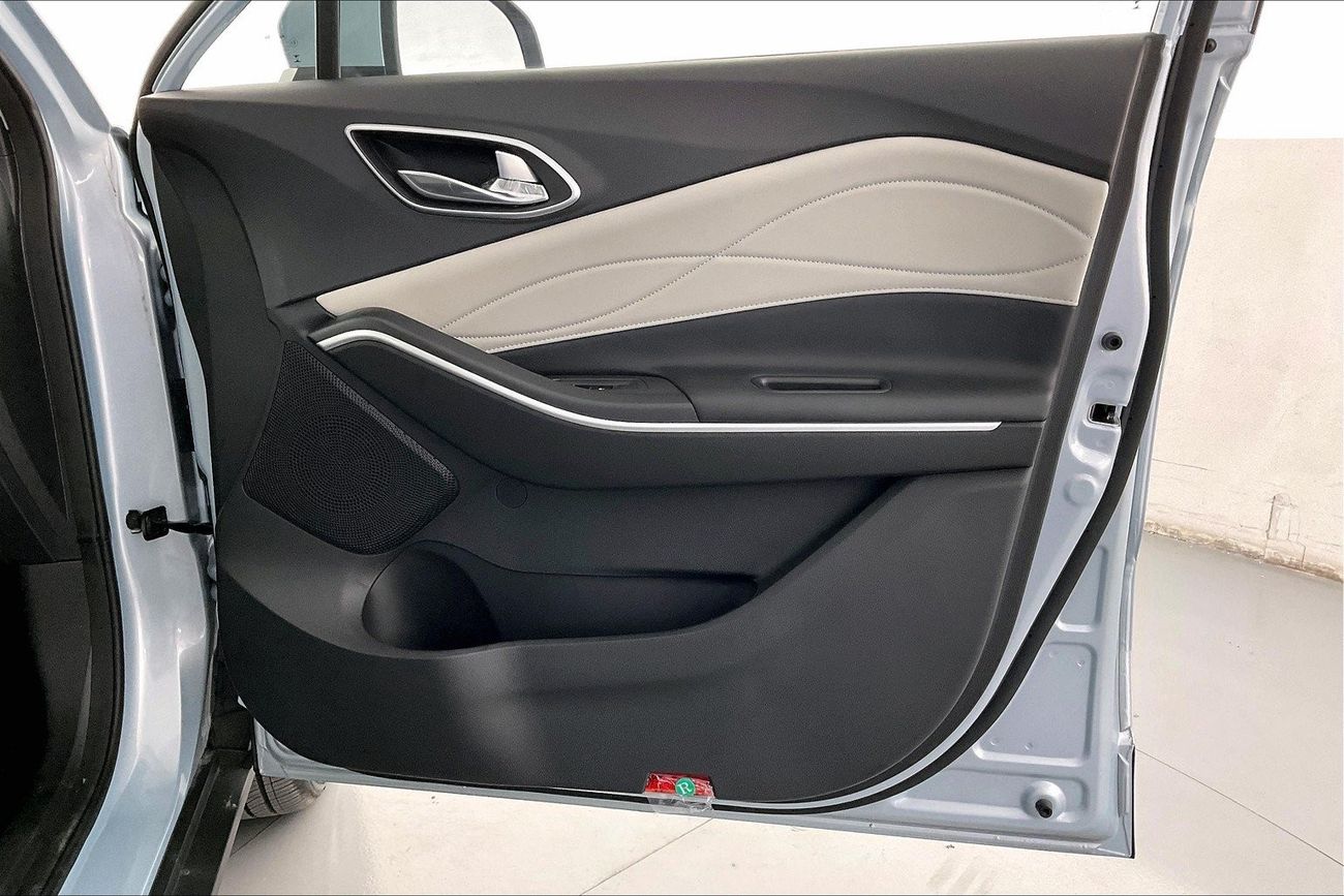 Chevrolet Silverado LT Z71 Trail Boss - Regular Cab | 1 year free warranty | 0 Down Payment