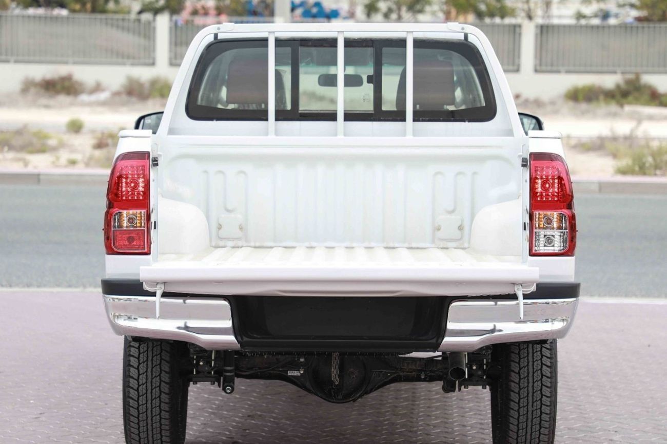 Toyota Hilux LOW 2.4 - PLATINUM WHITE PEARL inside MAROON | Export Only