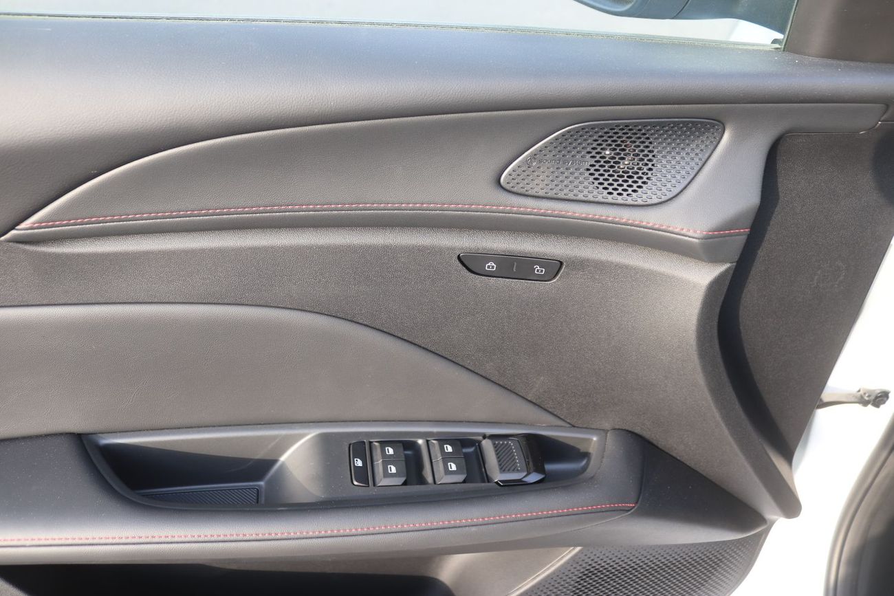 أم جي 5 1.5L GLOBAL LUXURY EDITION,LEATHER SEAT,SUNROOF, MODEL 2025