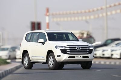Toyota Land Cruiser EXR 4.0L Toyota Land Cruiser GXR 2025 | 4L Basic | White- Black | Best Price