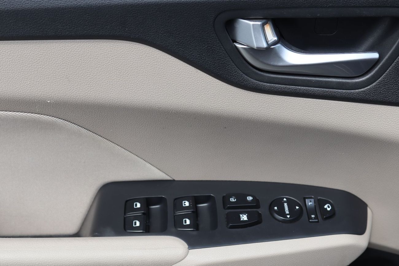 Hyundai Accent GLS 1.6L (138 HP) Sedan Hyundai Accent GCC 2022- in excellent condition with a1.6L engine, mileage 8