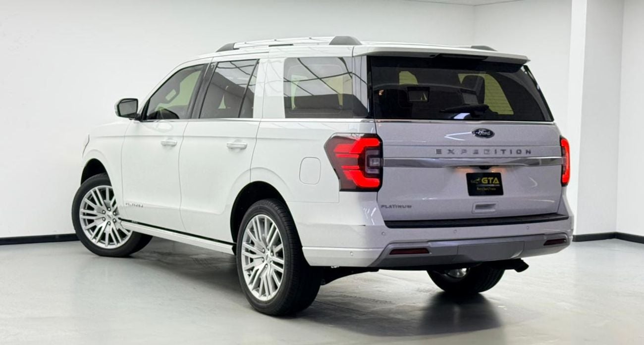 Ford Expedition 2024 Ford Expedition Platinum, 2030 Ford Warranty + Service Pack, Full Ford Service History, GCC