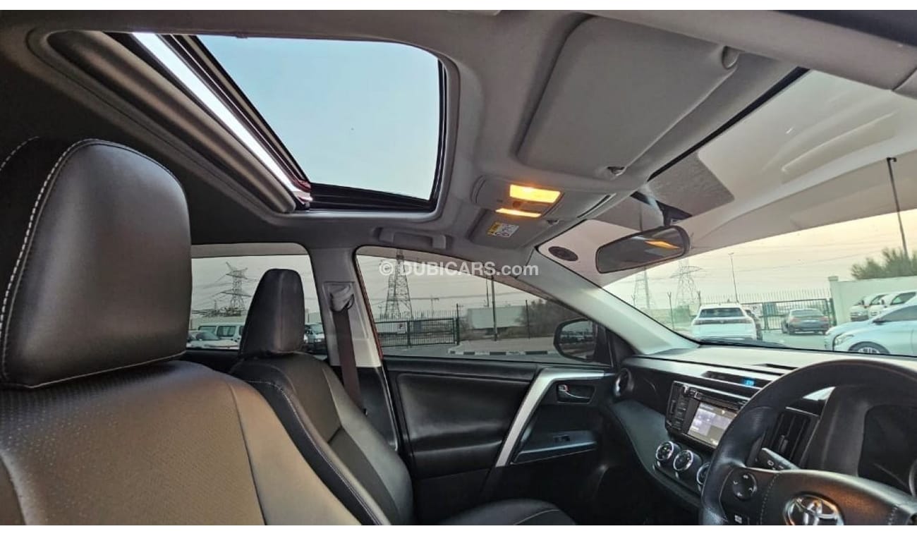 Toyota RAV4 2000CC PETROL | BLACK LEATHER SEATS | RIGHT-HAND-DRIVE | DARK TINTED