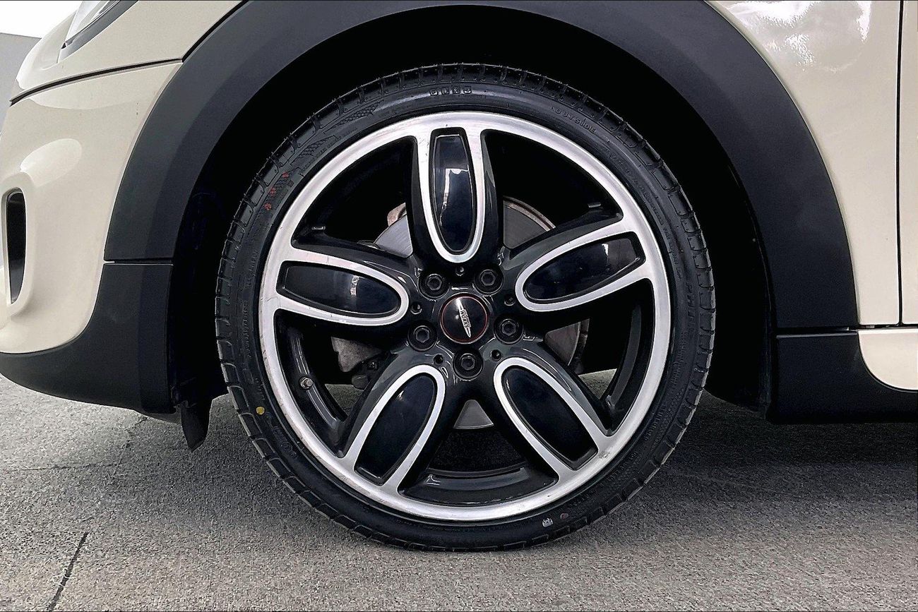 Mini Cooper S JCW Package | Guaranteed Warranty | 0 Down Payment