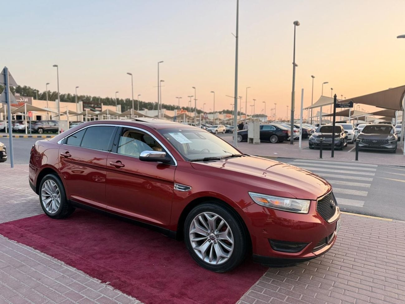 فورد توروس LOW Mileage  good comdtion