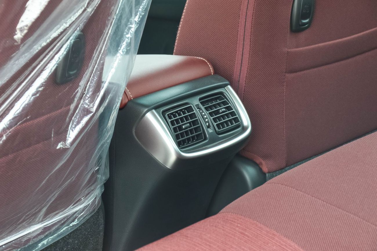 Toyota Hilux TOYOTA HILUX 2.4L 4WD DIESEL PICKUP 2025