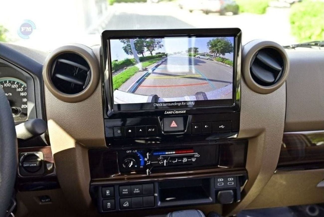 Toyota Land Cruiser Pick Up Single Cab DLX 4.0L Petrol 4WD Automatic