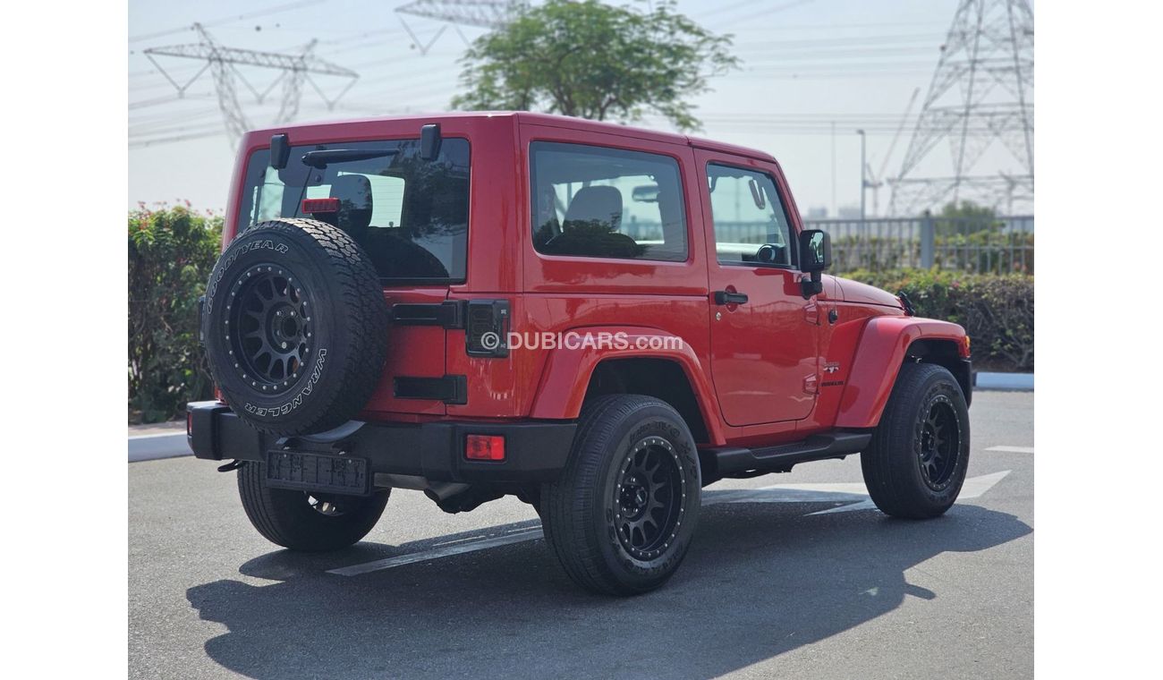 Jeep Wrangler SAHARA 2017 GCC LOW MILEAGE SINGLE OWNER WITH WARRANTY IN MINT CONDITION