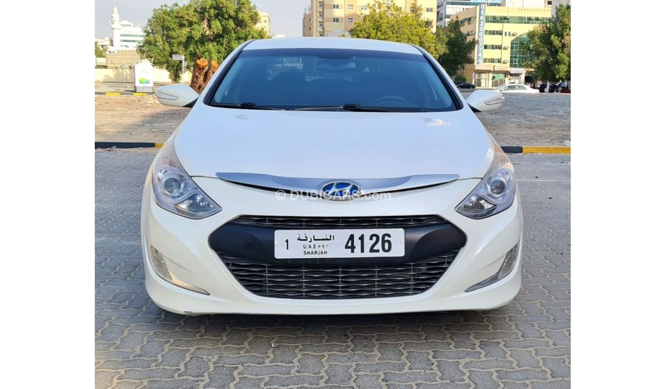 Hyundai Sonata HYUNDAI SONATA HYBRID 2013  NO DEFECTS  CLEAN CAR