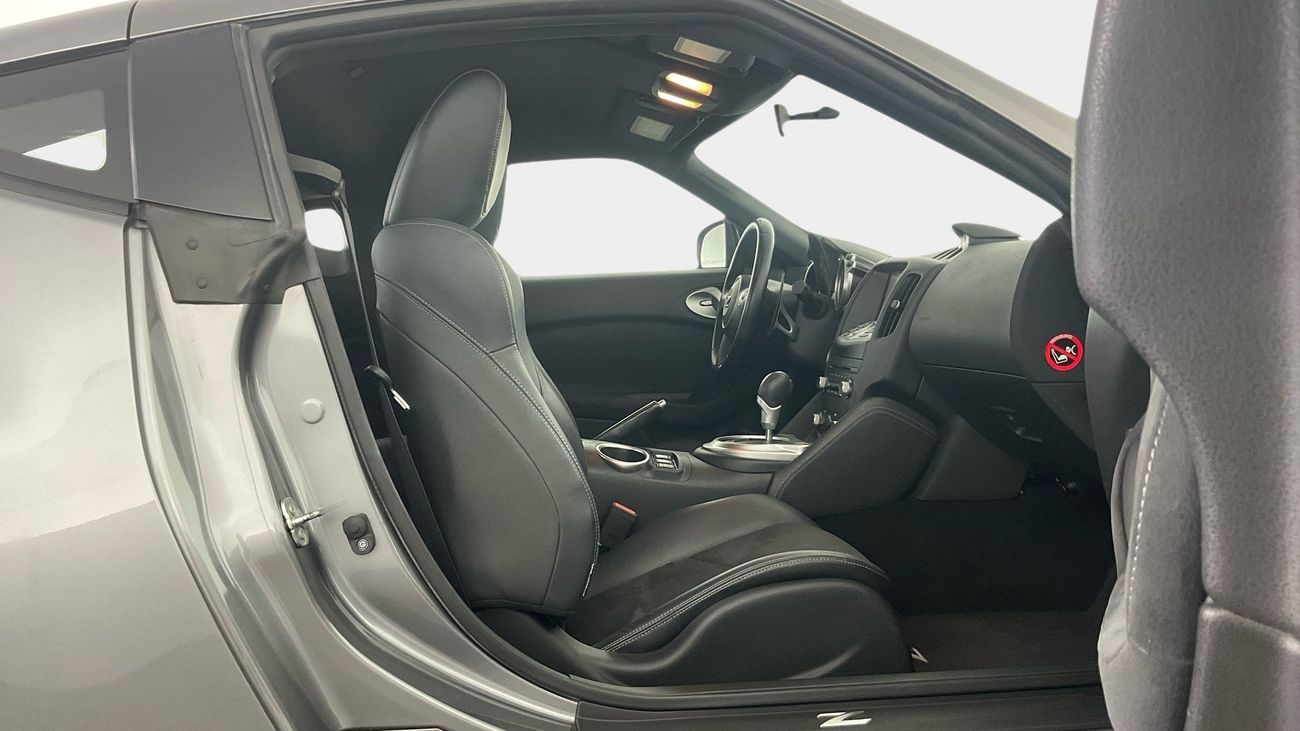 Nissan 370Z Standard | Guaranteed Warranty | 0 Down Payment