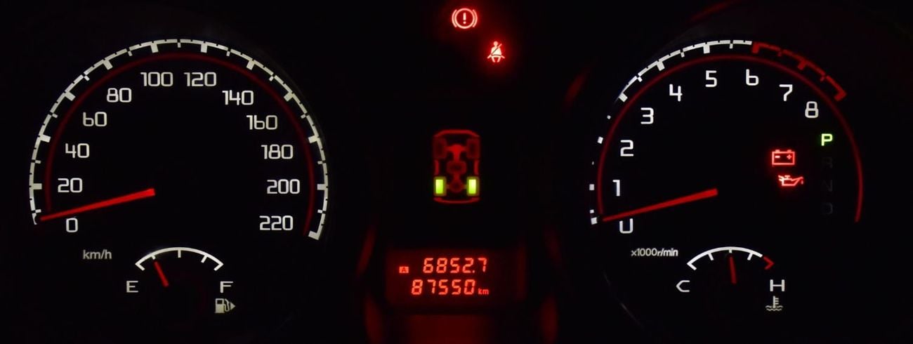 ميتسوبيشي باجيرو EXCELLENT DEAL for our Mitsubishi Pajero GLS ( 2017 Model ) in Golden Color GCC Specs