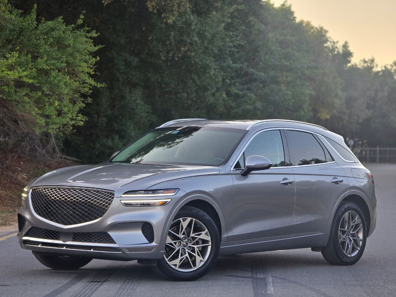 جينيسس GV70 Premium 2.5L AWD