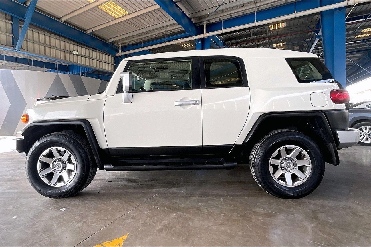 تويوتا إف جي كروزر GXR | شامل الضمان | 0 ﺪﻔﻋﺓ ﺃﻮﻟﻯ