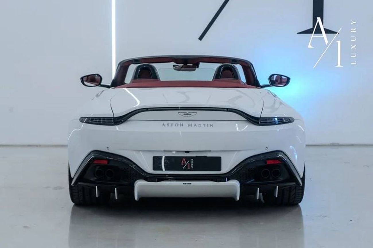 أستون مارتن فانتيج 2022 Aston Martin Vantage Roadster V8, Fully Loaded, Service Contract, GCC Spec