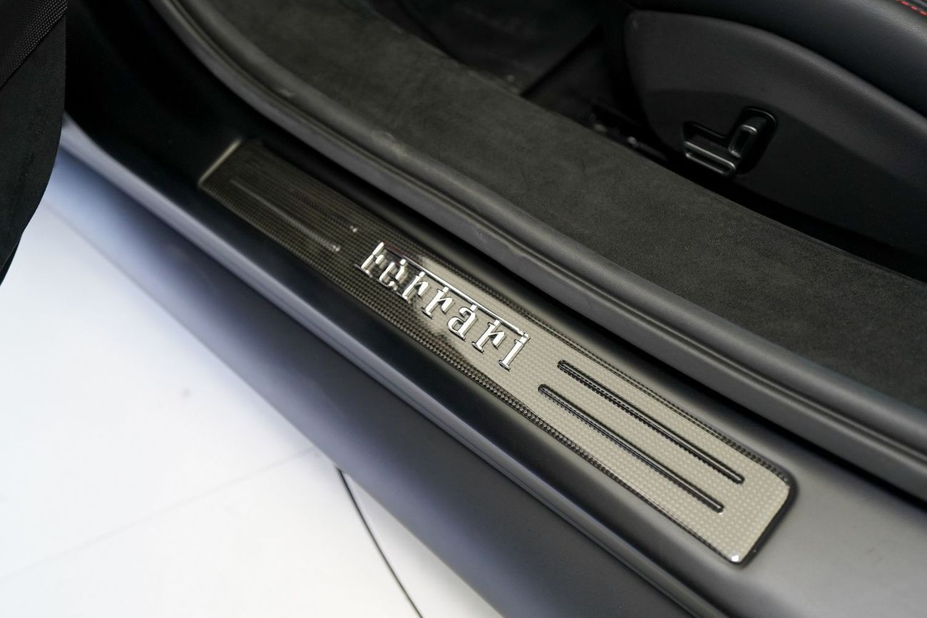 Ferrari 296 GTB 3.0T V6 PHEV