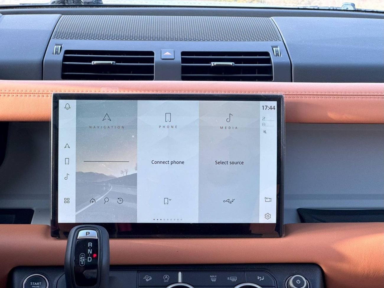 Land Rover Defender DEFENDER S 130 P400 7-SEATS BRAND NEW 0KM