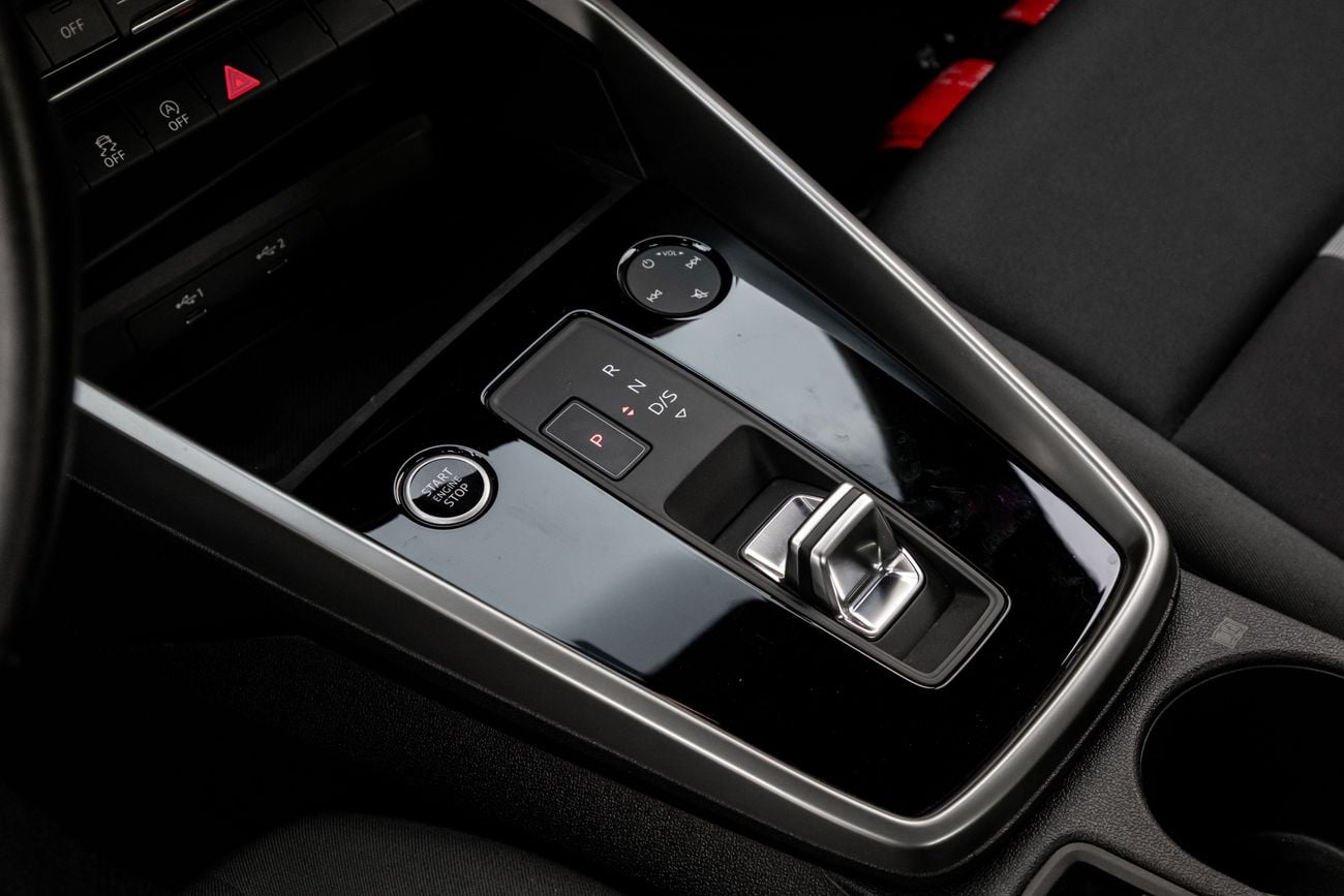 Audi A3 30 TFSI A3 30TFSI | 1,175 P.M | 0% Downpayment | AUDI SERVICE HISTORY