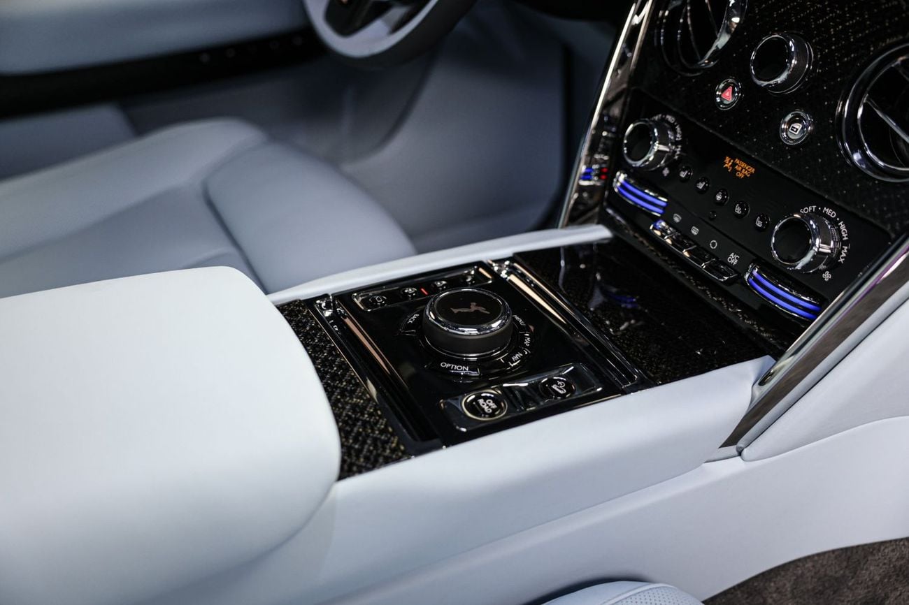 Rolls Royce Cullinan BLACK BADGE