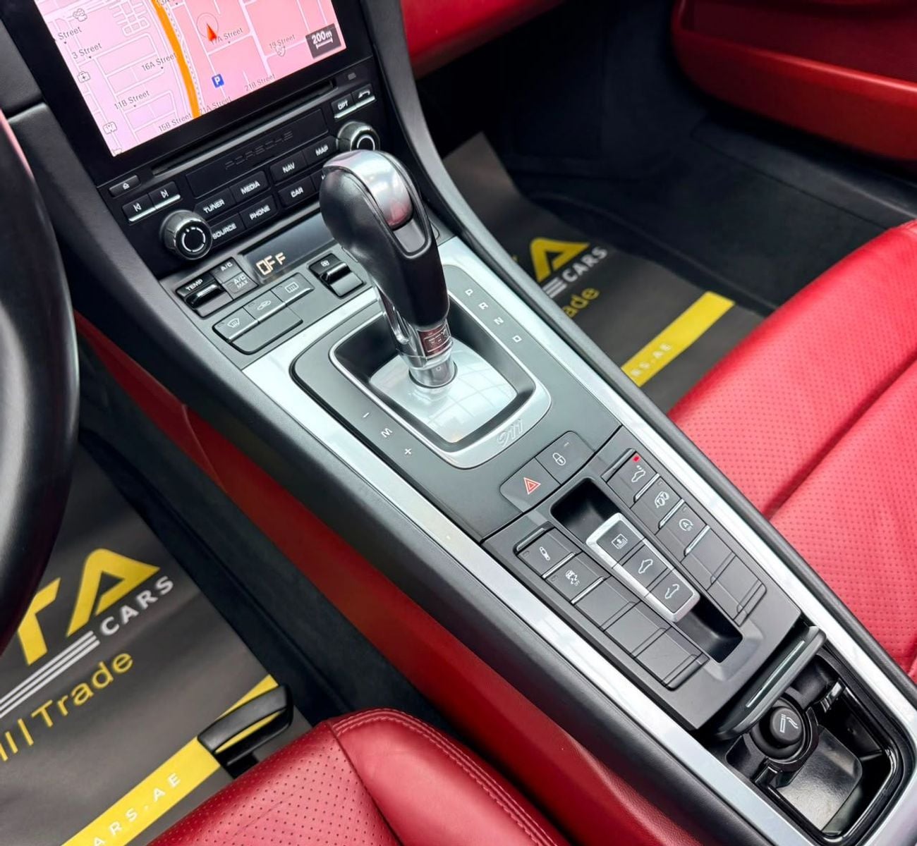Porsche 911 CARRERA S 2018 Porsche 911 Carrera S, Full Service History, Sport Chrono Package, Excellent Condition, GCC
