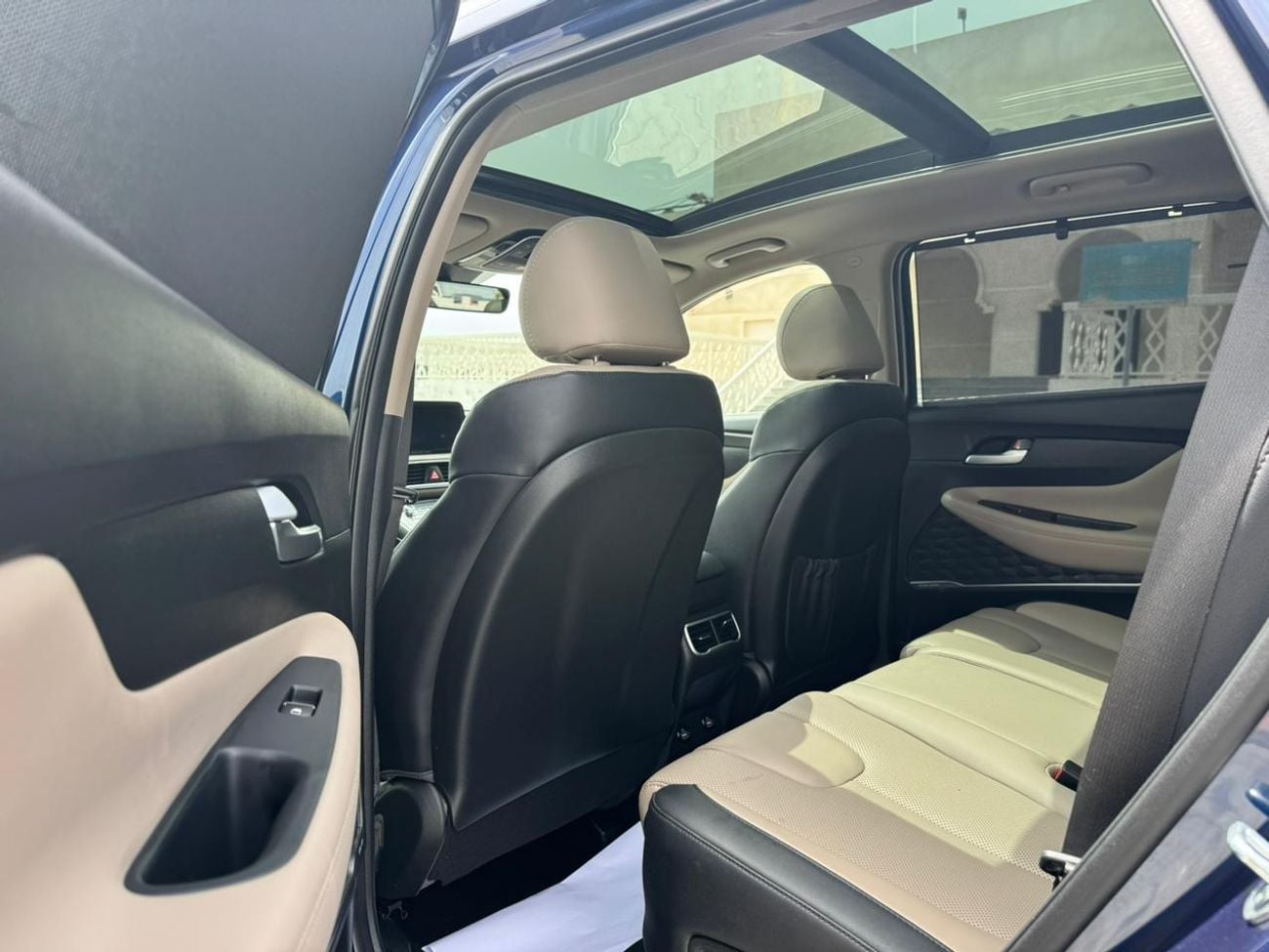 هيونداي سانتا في Hyundai Santa Fe 2023 Premium