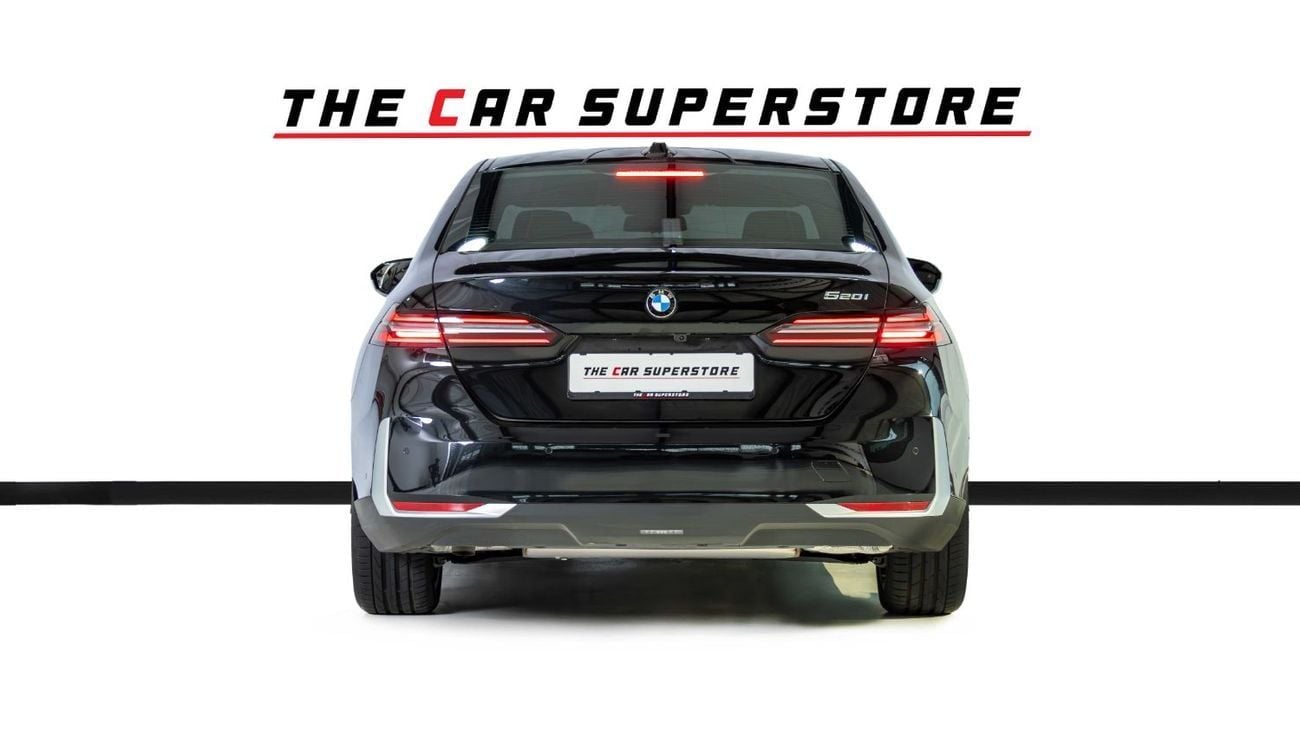 BMW 520i GCC-1 Owner-AGMC Warranty Service Package Until 2030-Burgendy Red Premium Interior