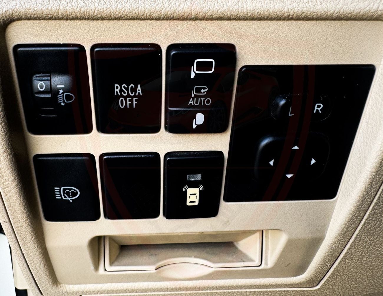 تويوتا لاند كروزر تويوتا لاند كروزر | 4.6 لتر | 2020 | خليجية | خالية من الحوادث | بحالة ممتازة | 1685 شهرياً