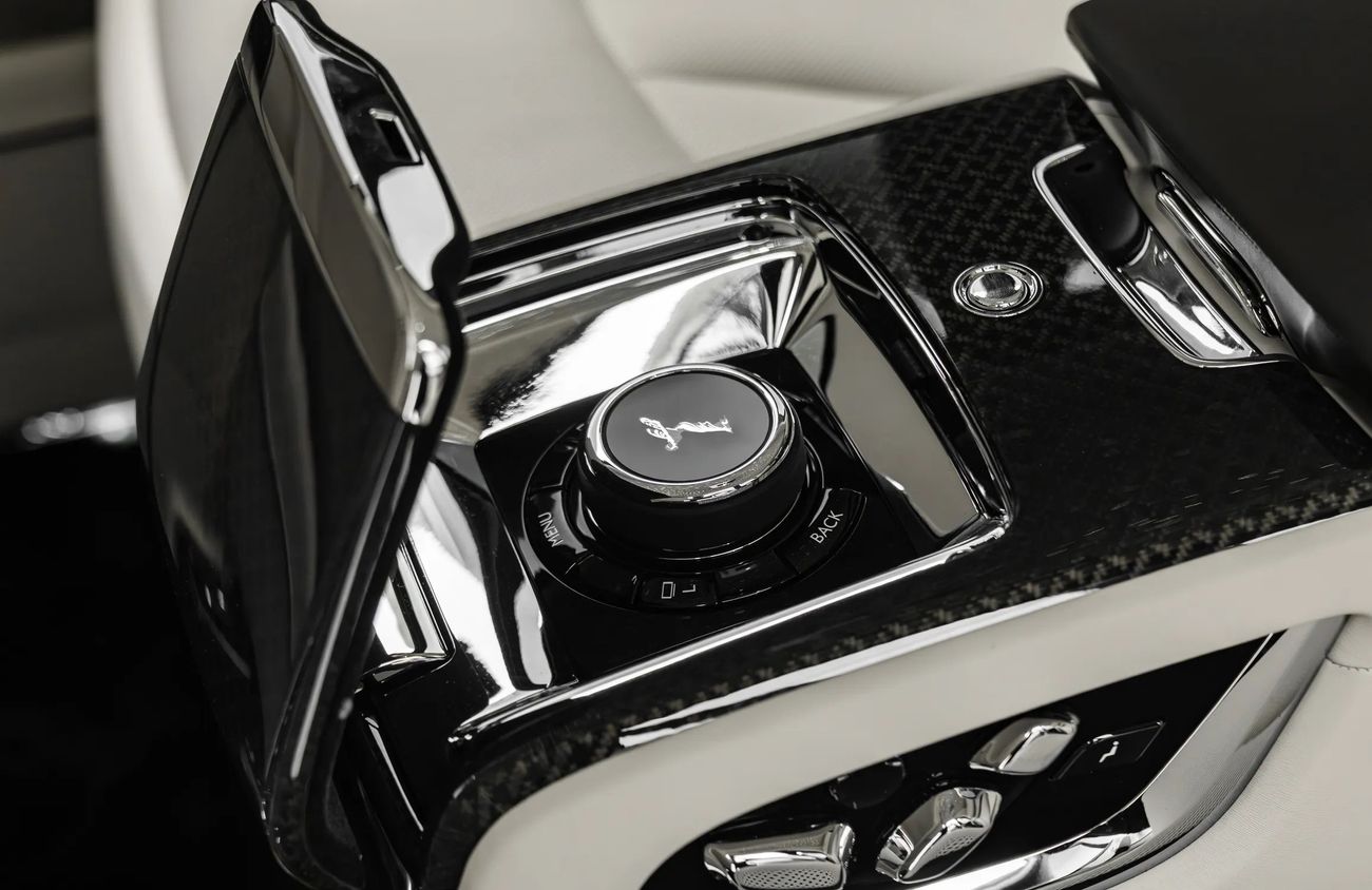 رولز رويس كولينان 6.75L V12 Twin-Turbocharged Engine | Warranty