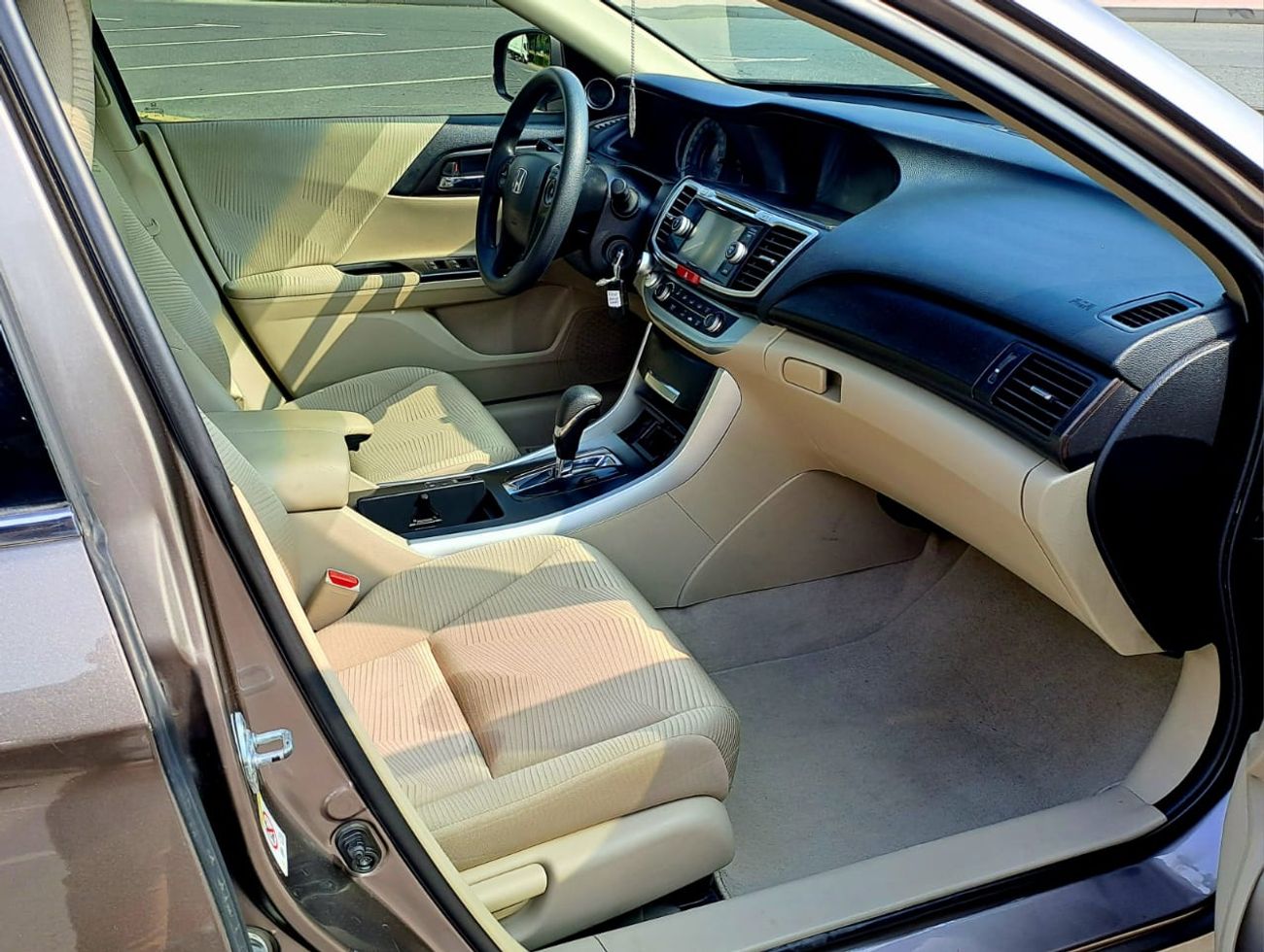 هوندا أكورد LX 2.4L