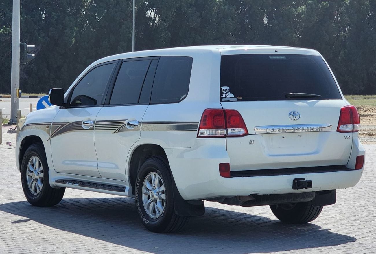 Toyota Land Cruiser GX.R V8