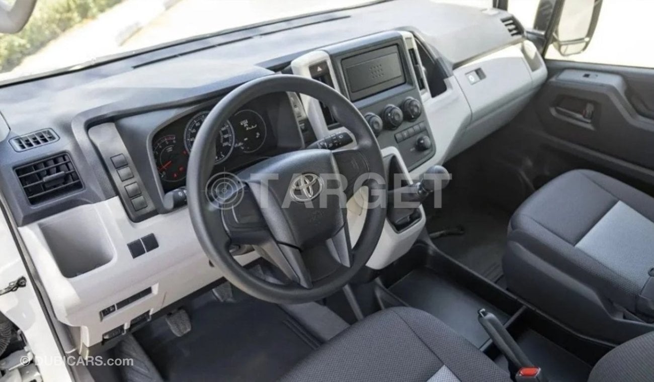 تويوتا هاياس Toyota Hiace HR 3.5L Petrol MT 14 SEATER MY2024 – WHITE