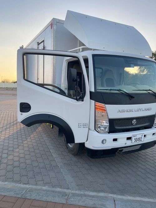 اشوك ليلاند بارتنر