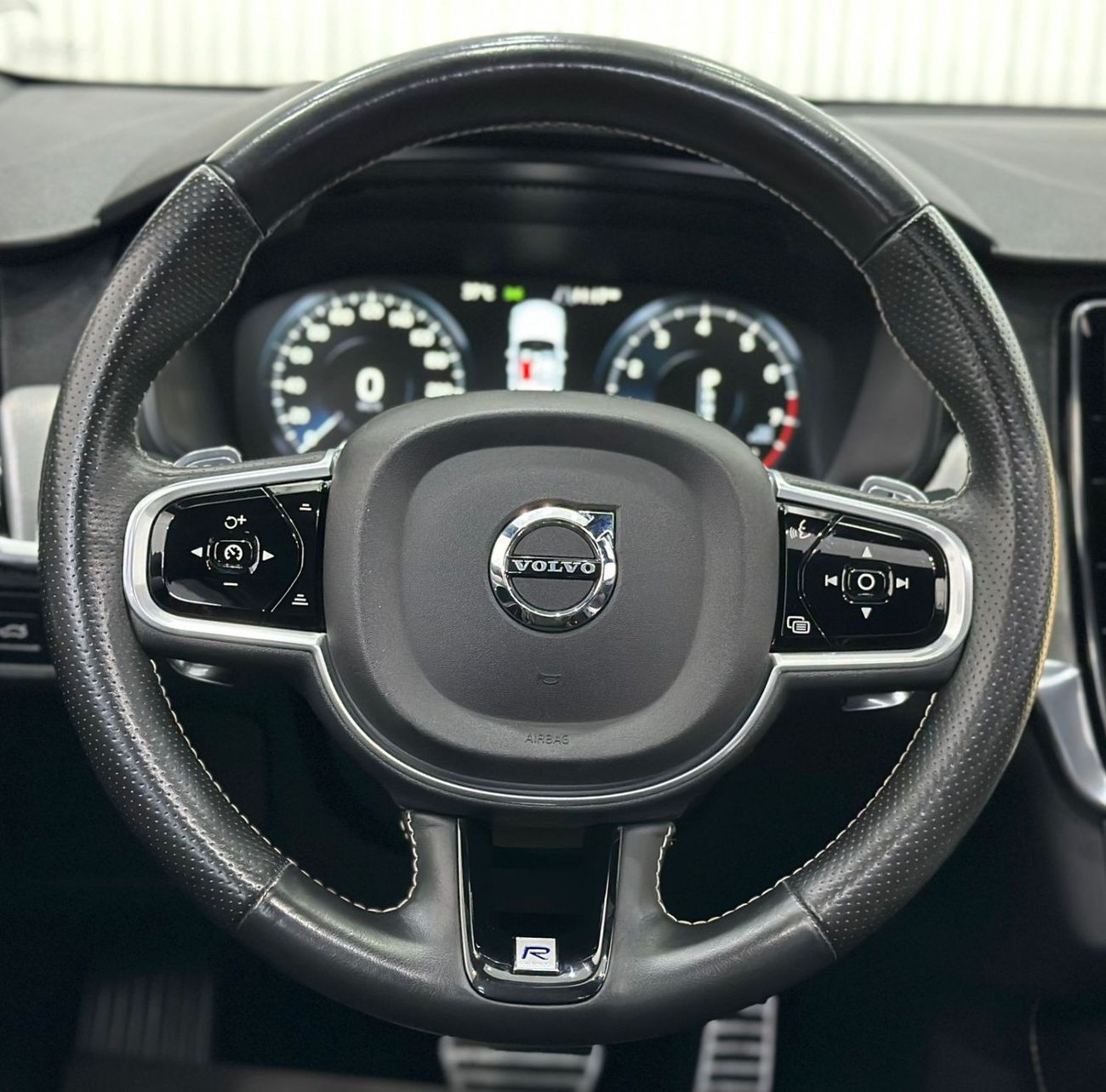 فولفو S90 R ديزاين 2018 Volvo S90 T6 R-Design, Warranty, Full Volvo Service History, Full Options, GCC