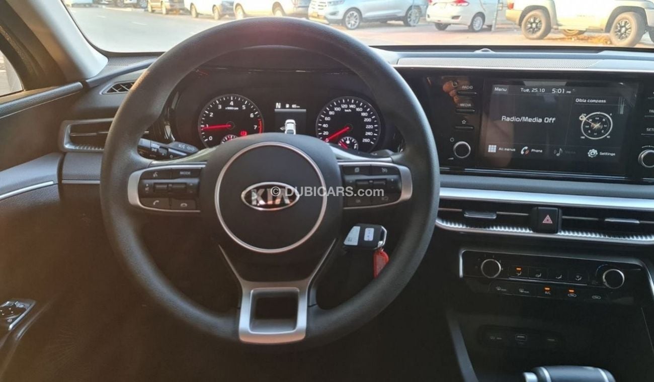 Used Kia K5 LX 2021 2.0L Agency Warranty Full Service History GCC 2021