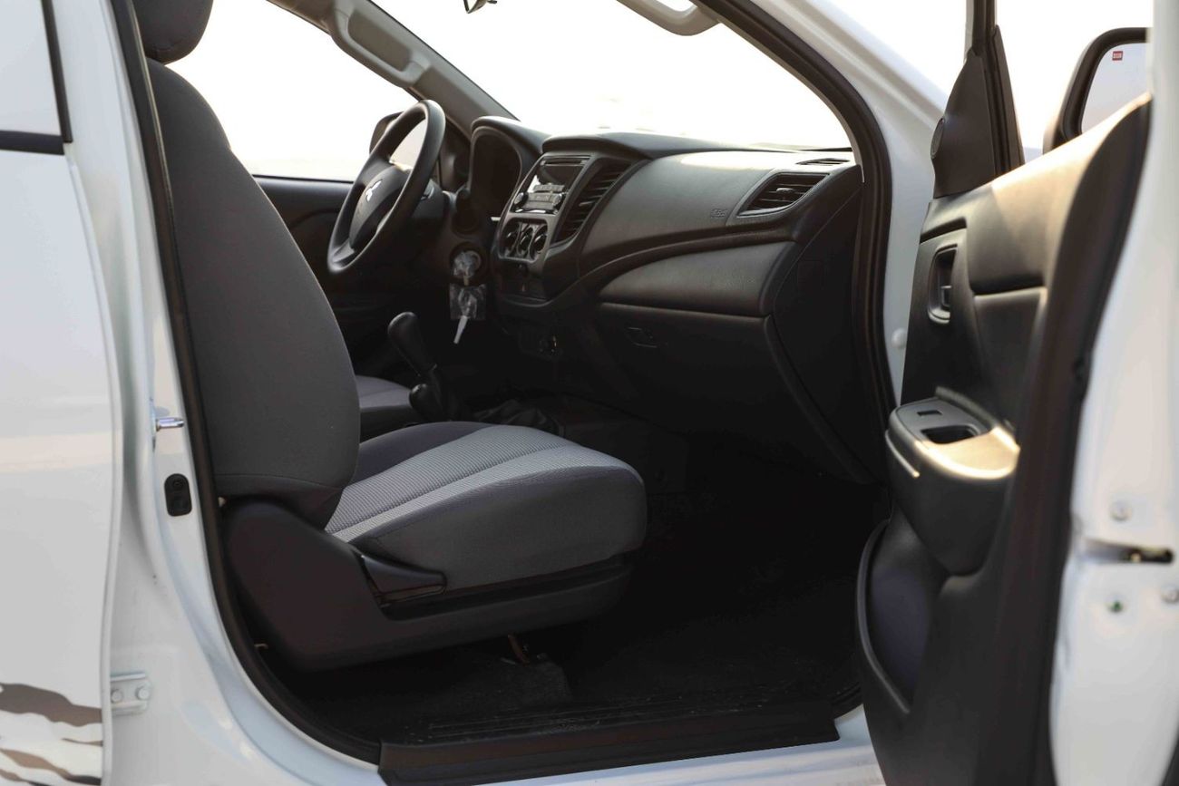 Mitsubishi L200 2023 Mitsubishi L200 DC 4x4 2.4 - White Solid inside Grey | Export Only