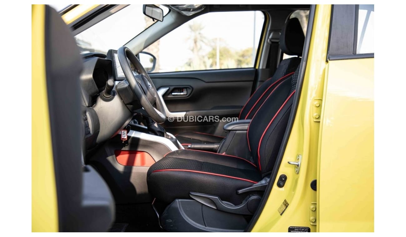 Toyota Raize 2023 Toyota Raize 1.0Turbo E P A/T - Yellow inside black