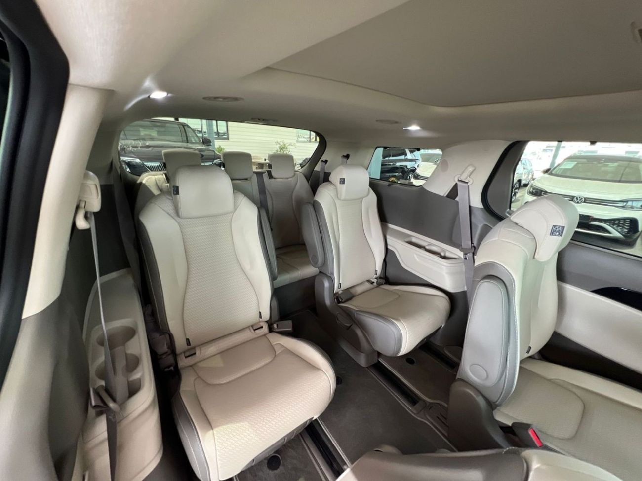 Kia Carnival SXL 3.5L