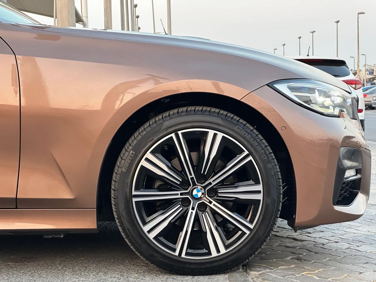 BMW 320i BMW 320i_GCC_2020_Excellent Condition _Full option