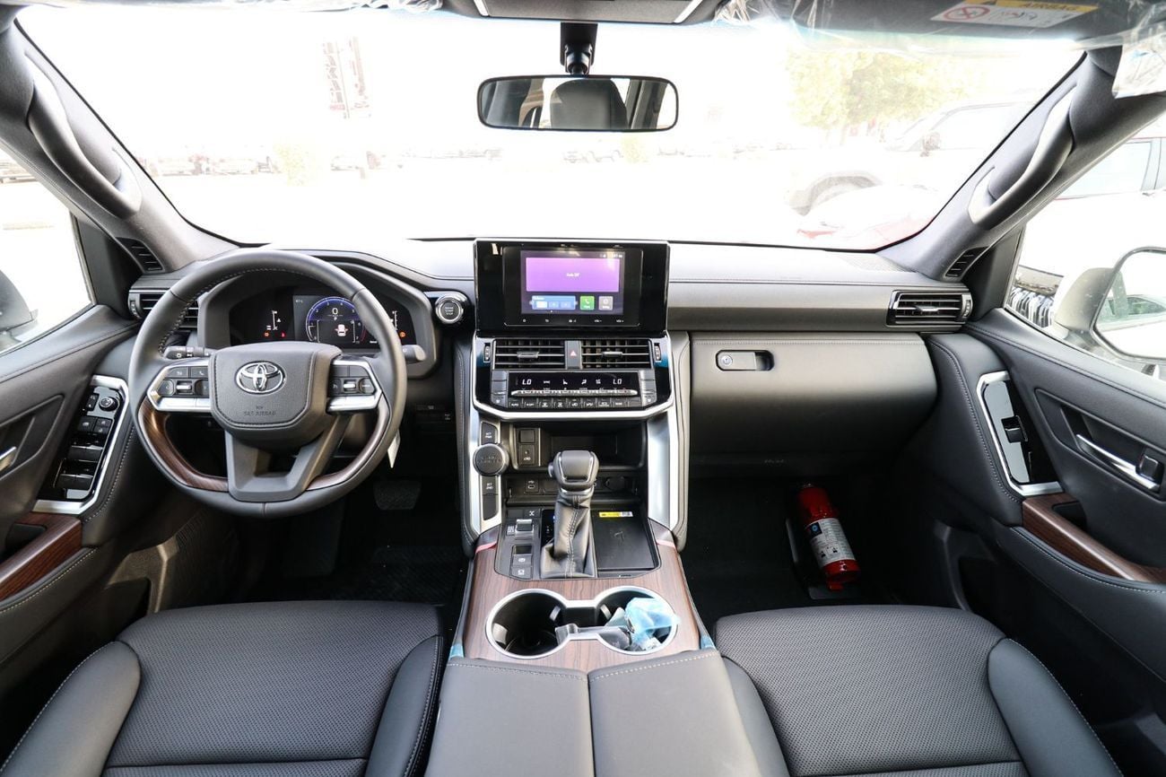 تويوتا لاند كروزر GXR 4.0L LAND CRUISER GXR V6 4.0 Mid option 2026