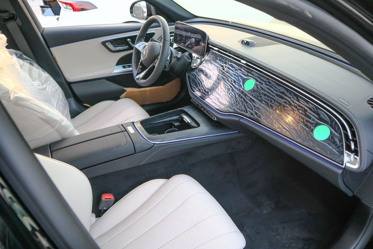 Mercedes-Benz E200 2.0L