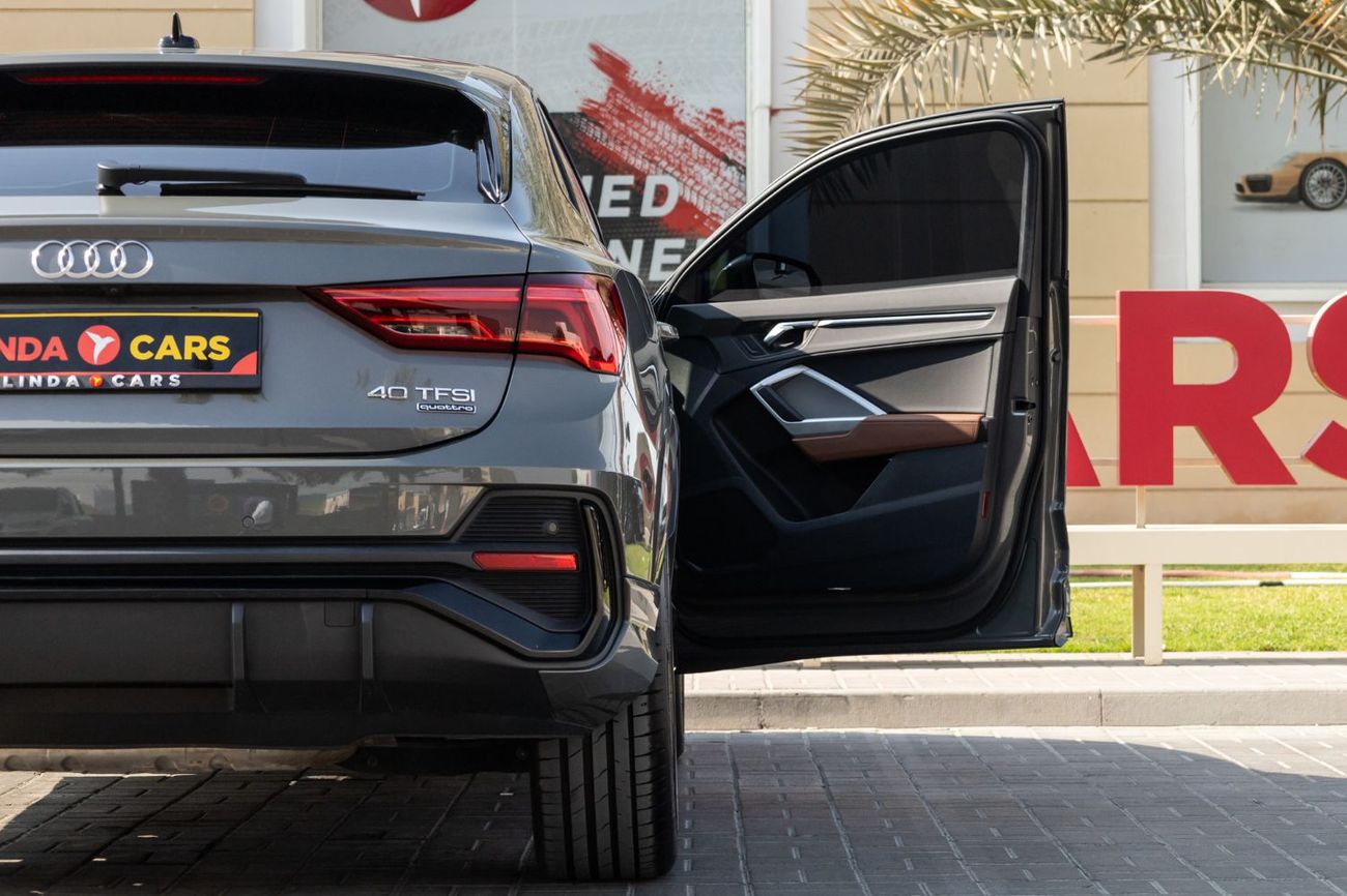 أودي Q3 40 TFSI quattro S Line 2.0L SUV Coupe