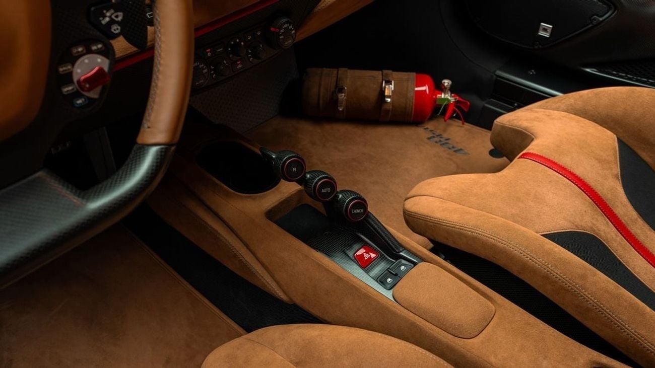 فيراري 488 بيستا - 2019 - GCC Specs - Under Warranty