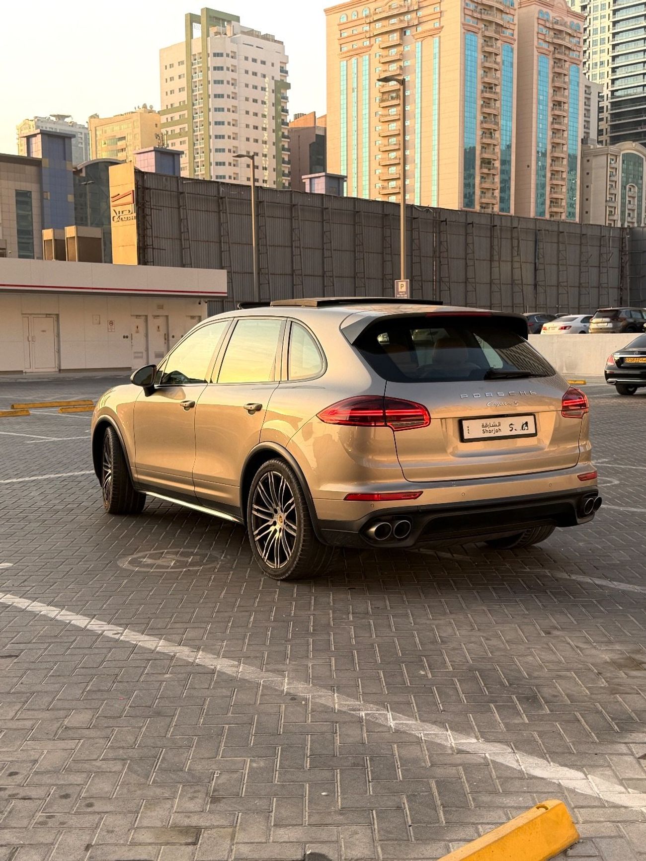 Porsche Cayenne S Platinum Edition 3.6L