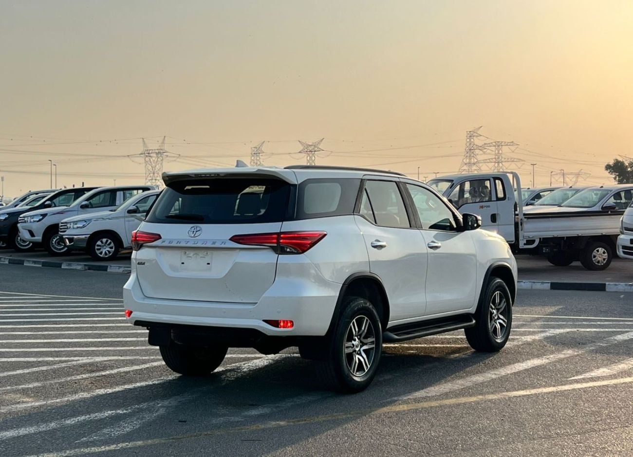 تويوتا فورتونر EXR 2022 Toyota Fortuner 2.7 V4 - AWD 4x4 - GCC - Rear Sensor